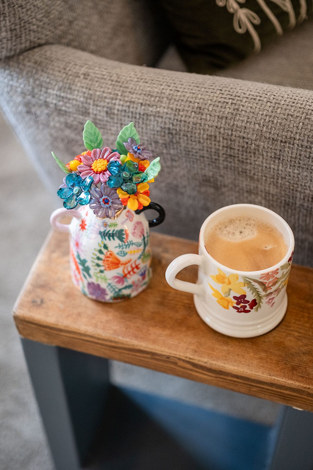 theglassflorist Burst of Blooms in Ceramic Amphora Vase