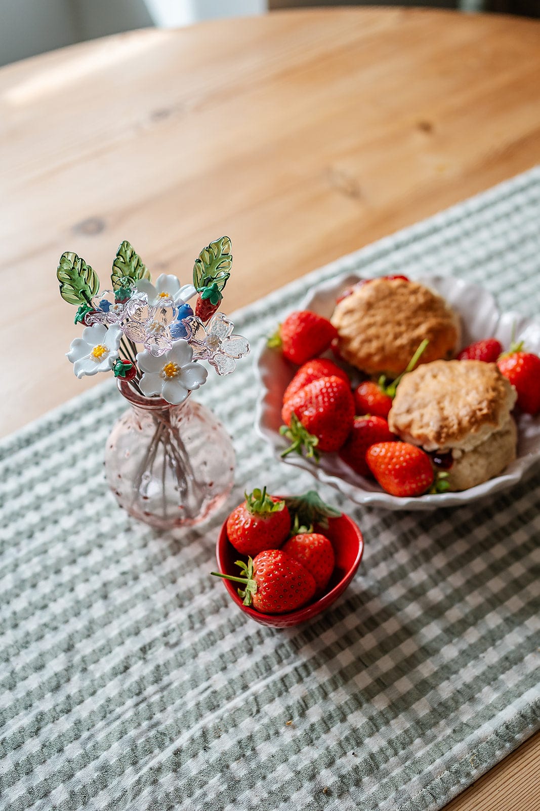 theglassflorist Strawberries and Cream